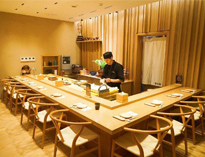 重庆餐饮好色先生免费在线观看设备公司教教你明档好色先生免费在线观看该如何展示和摆放产品才能更好的吸引顾客